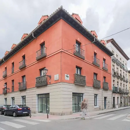 Housing Plaza Mayor By Sharingco-3