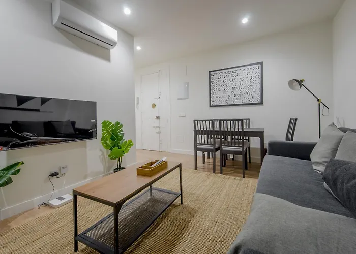 Cozy APT para 6pax a escasos metros del Retiro - Madrid E1